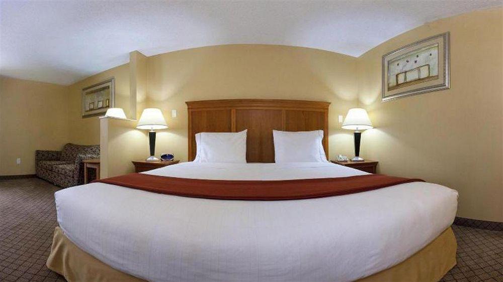 Holiday Inn Express Hurricane Mills Waverly By Ihg Екстериор снимка