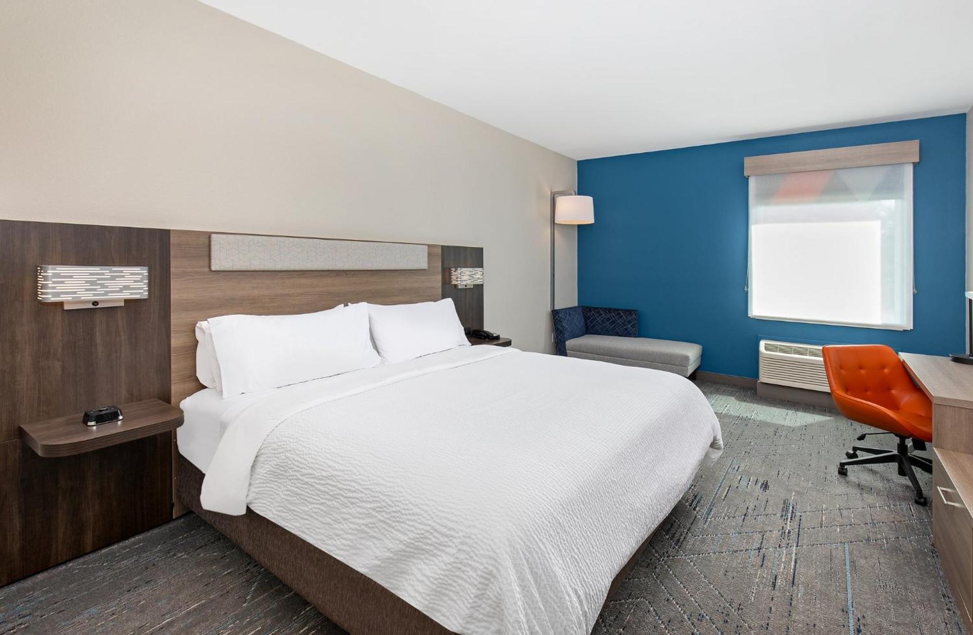 Holiday Inn Express Hurricane Mills Waverly By Ihg Екстериор снимка