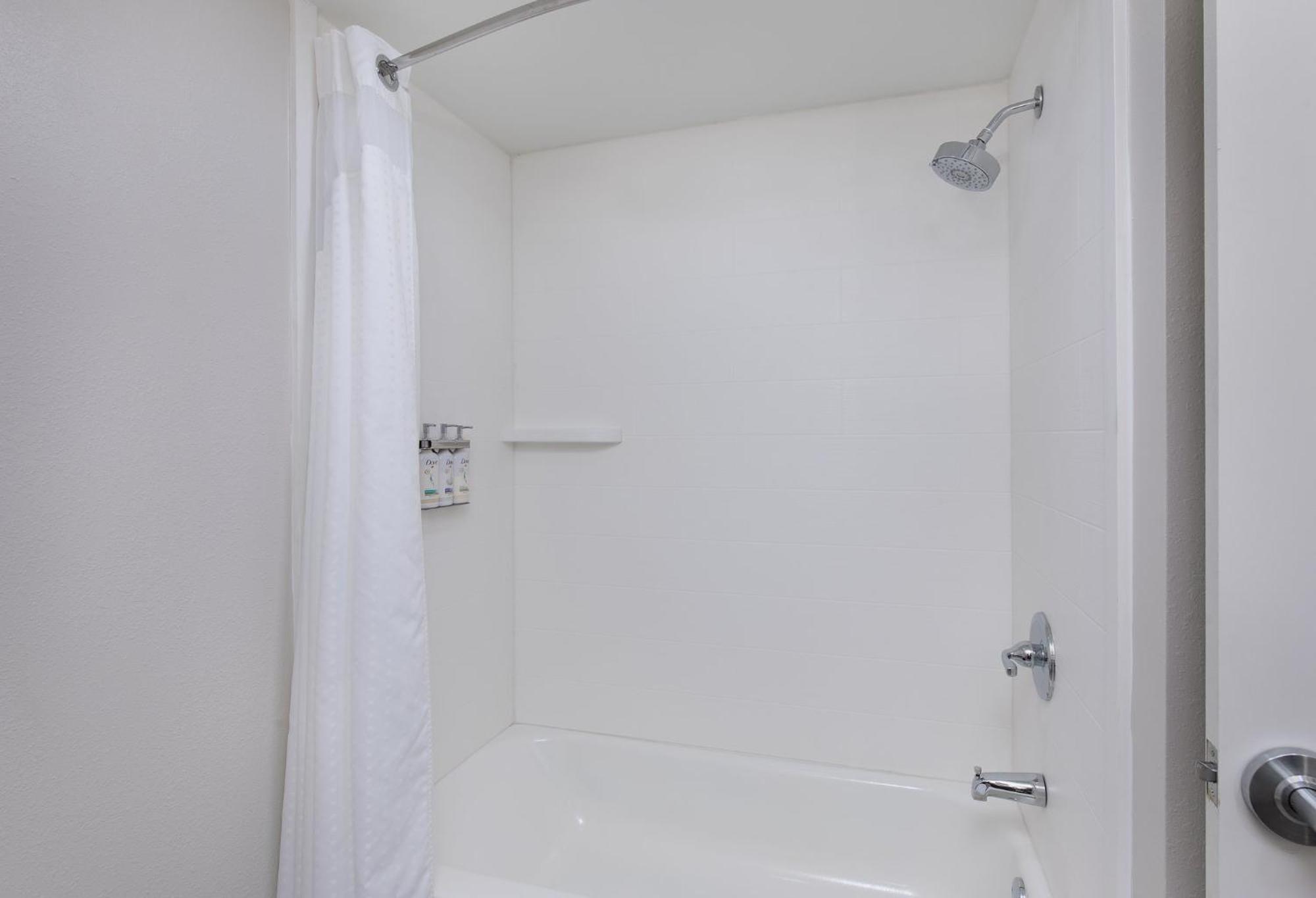 Holiday Inn Express Hurricane Mills Waverly By Ihg Екстериор снимка