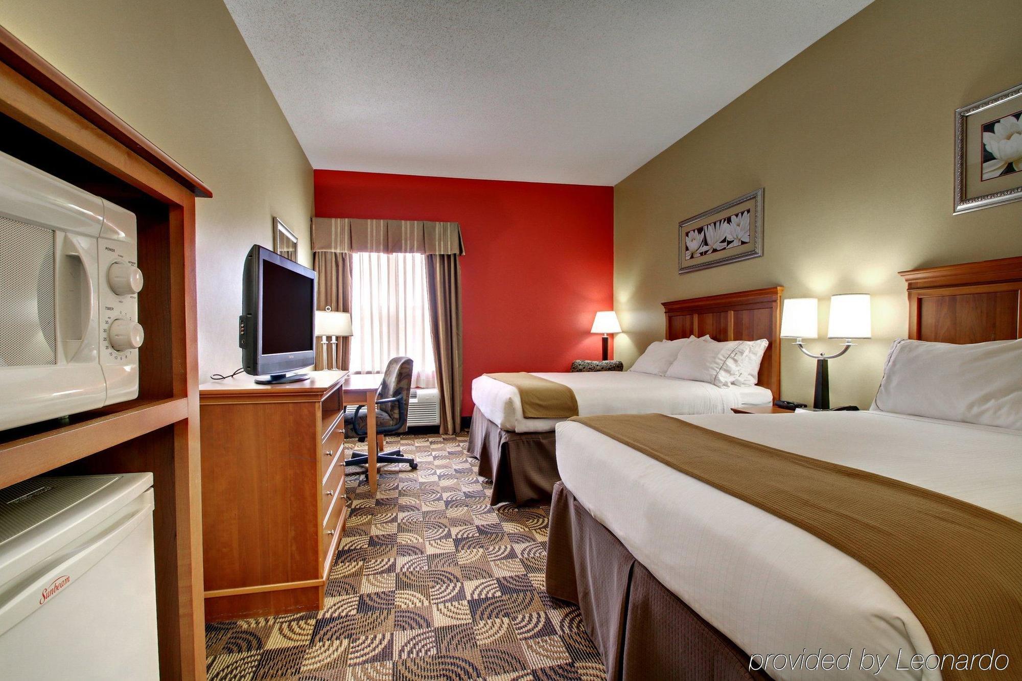 Holiday Inn Express Hurricane Mills Waverly By Ihg Екстериор снимка