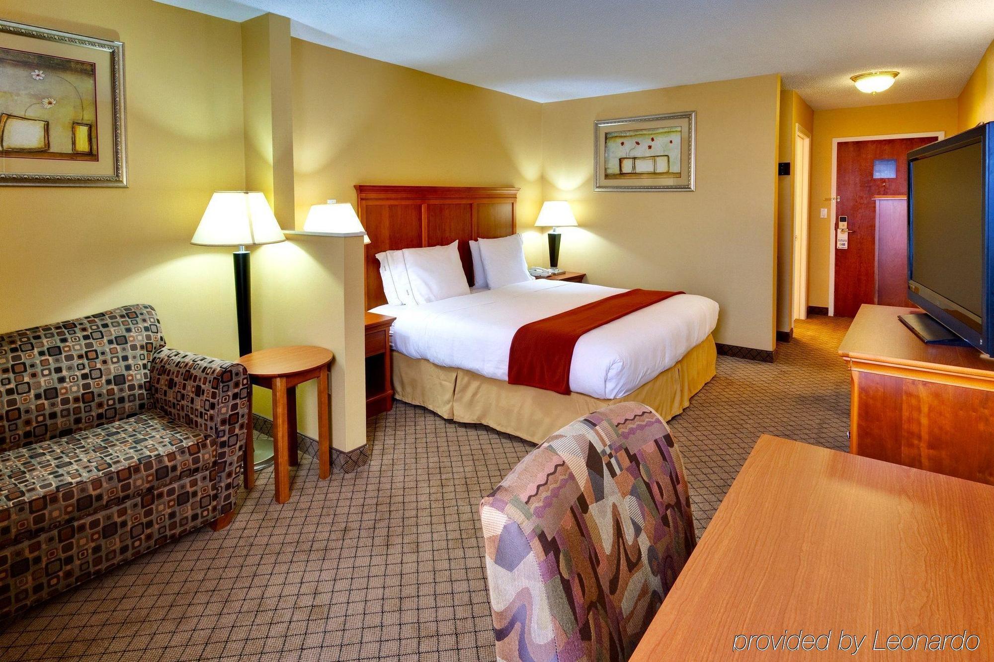 Holiday Inn Express Hurricane Mills Waverly By Ihg Екстериор снимка