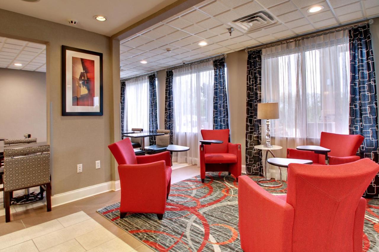 Holiday Inn Express Hurricane Mills Waverly By Ihg Екстериор снимка