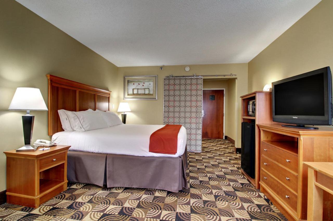 Holiday Inn Express Hurricane Mills Waverly By Ihg Екстериор снимка