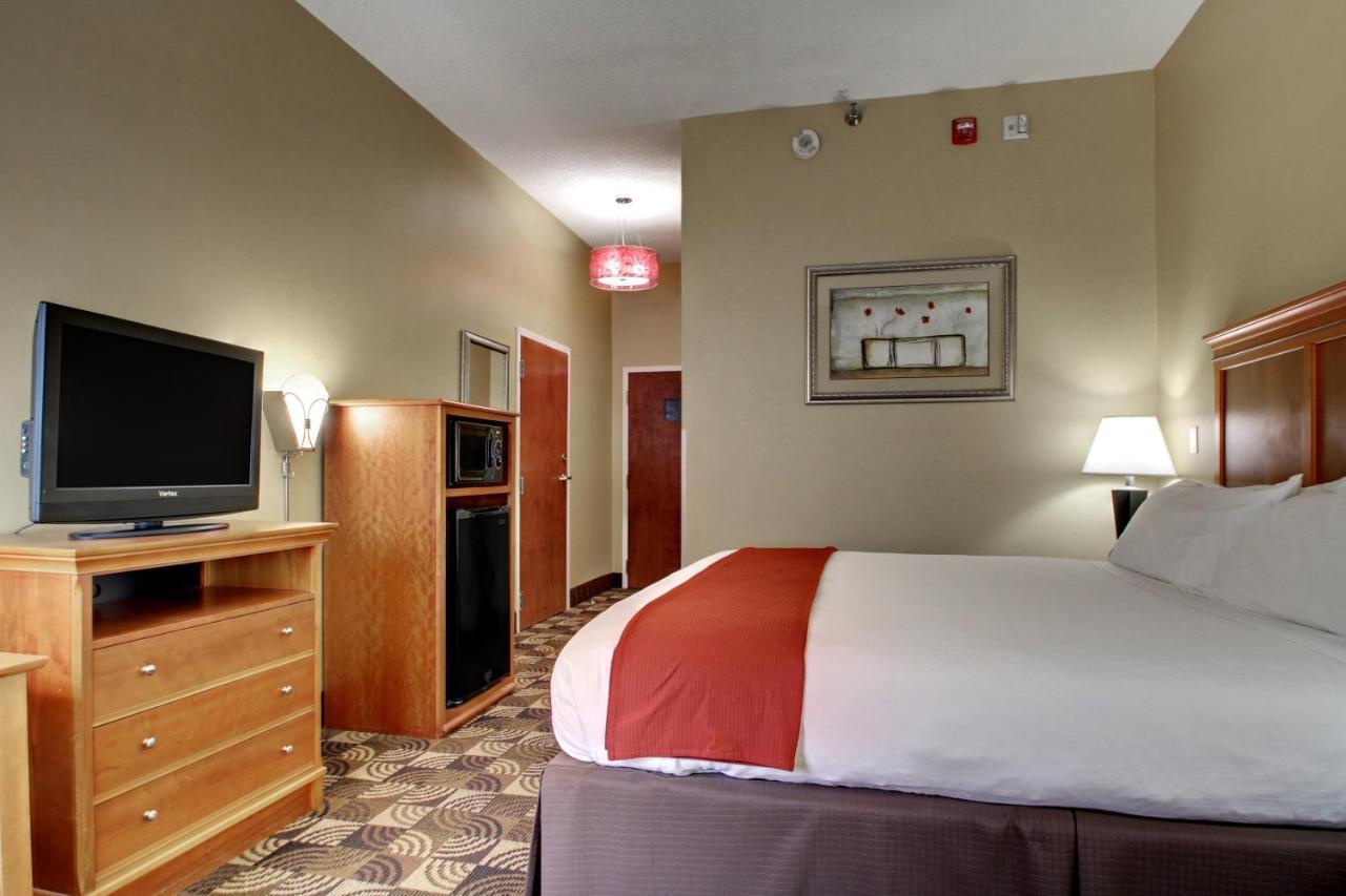 Holiday Inn Express Hurricane Mills Waverly By Ihg Екстериор снимка